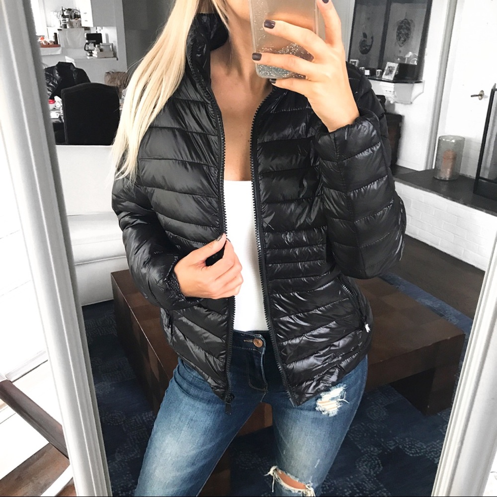 🆕 SIRENA SHINY BLACK PUFFER JACKET!